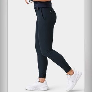 NWT Macade Women's Dark Blue Four Way Stretch Jogger Golf Pants 34S NEW